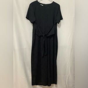 Quearal Size L Black Dressy Jumpsuit wide Leg. NWOT (W613)